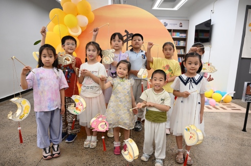 月满华诞，“灯”暖时光！6合联盟电缆亲子花灯手作“造趣”记