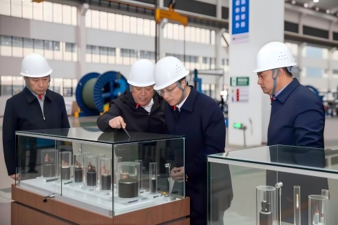 【子公司资讯】鹰潭市委书记王亚联到6合联盟电缆（江西）调研